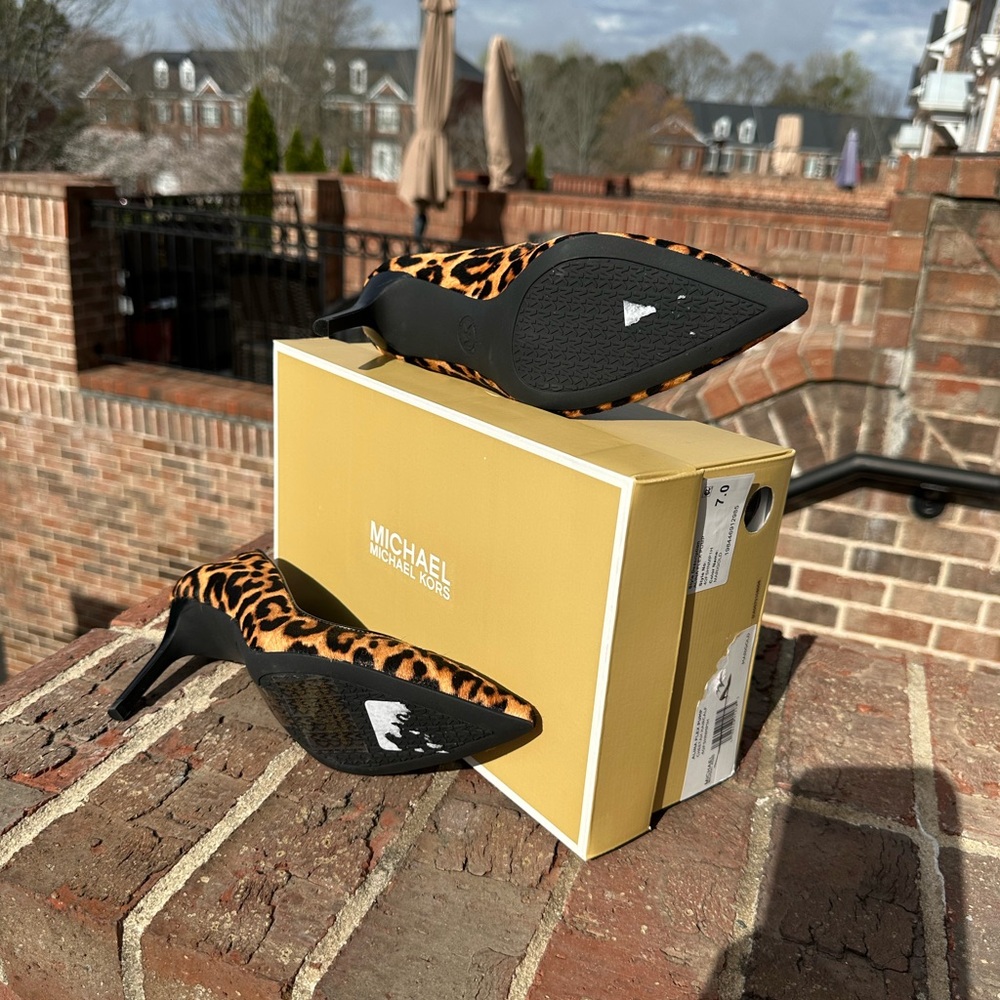 Michael Kors Animal Print Heels-NWT - Picture 7 of 11